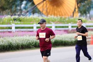 BIB: 
                            <button type="button" onclick="openModal(27853145)" class="btn btn-primary btn-sm float-right btn-popup" data-toggle="modal" data-target=".modal-high-quality">
                        <i class="fas fa-shopping-cart"></i> Add to Cart
                    </button>
                                            <button type="button" onclick="isThisMe(27853145, true)" class="btn btn-success btn-sm float-right btn-popup btn-isme hidden" data-toggle="tooltip" data-placement="bottom" title="นี่คือรูปของคุณใช่ไหม คลิกที่นี่เพื่อเอาเข้าอัลบั้ม">
                        <i class="fas fa-plus"></i> Add to album
                    </button>
                    <button type="button" onclick="isThisMe(27853145, false)" class="btn btn-warning btn-sm float-right btn-popup btn-isnotme hidden">
                        <i class="fas fa-ban"></i> Remove from album
                    </button>